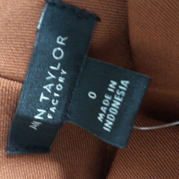 Ann Taylor Factory Sz0 The Straight Curvy Fit Full Length Midrise Straight Pants - Picture 6 of 17